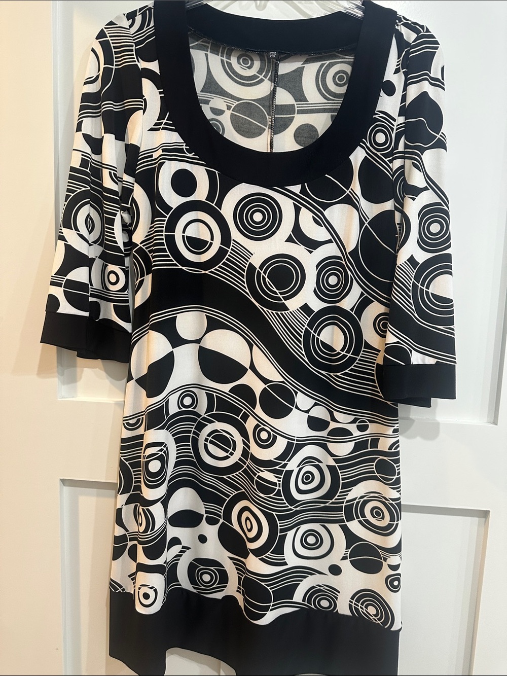 Black & White Geometric Midi Dress with Scoop Neck